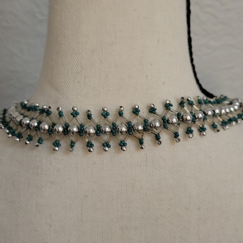 HANDMADE Glass Acrylic Beaded Woven Statement Festival Necklace - Picture 4 of 8